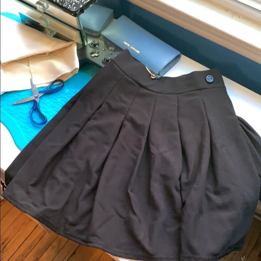 Black tennis skirt